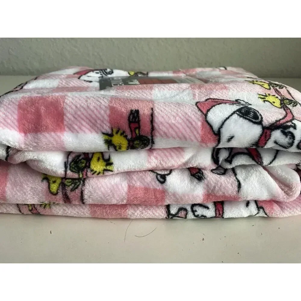 Peanuts Snoopy‎ Woodstock Pink Holiday Throw Blanket Christmas 50 x 70” NEW